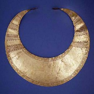 Lunular