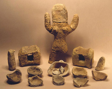 Invocatory female figure from Netafim, circa 5000 bce